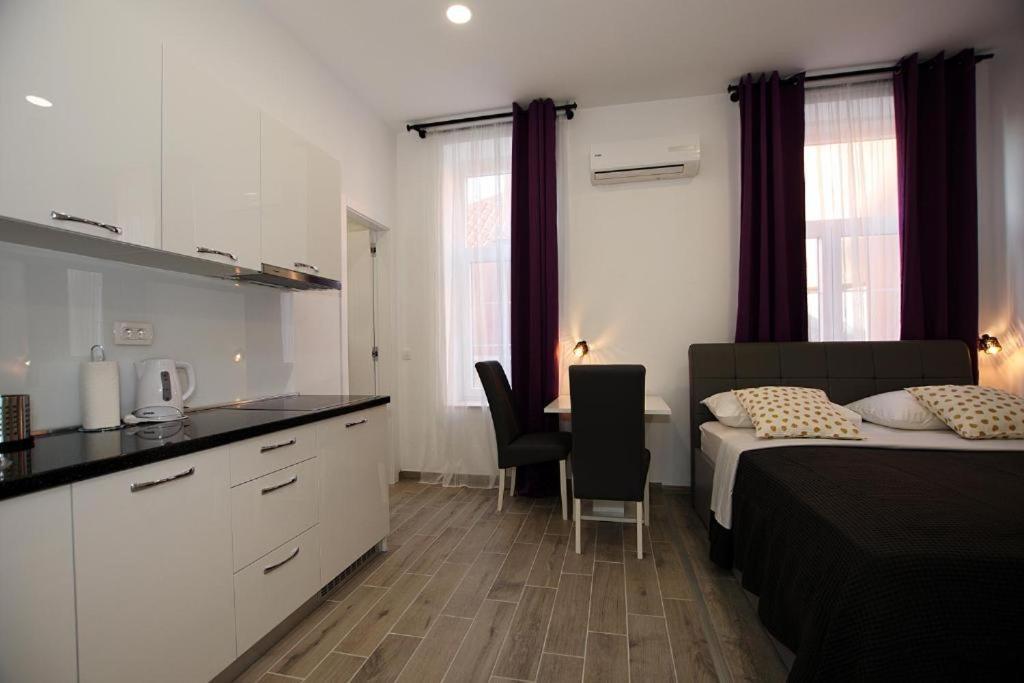 Sophie The Center Of The Old Town Apartment Zadar Ngoại thất bức ảnh